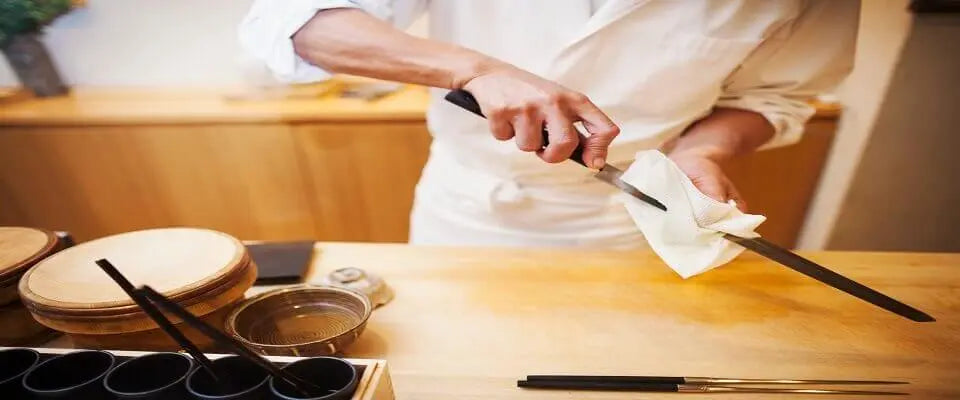 Clean, Hygienic Kitchen: Knife and Cutting Board Sanitizing Block