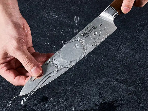 3 Best Ways to Get Rust Off a Japanese Knife Kyoku Knives