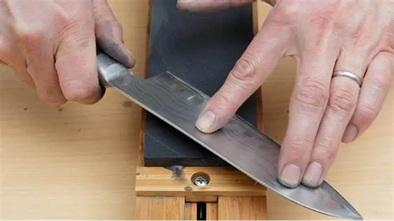 How to Keep a Knife Sharp